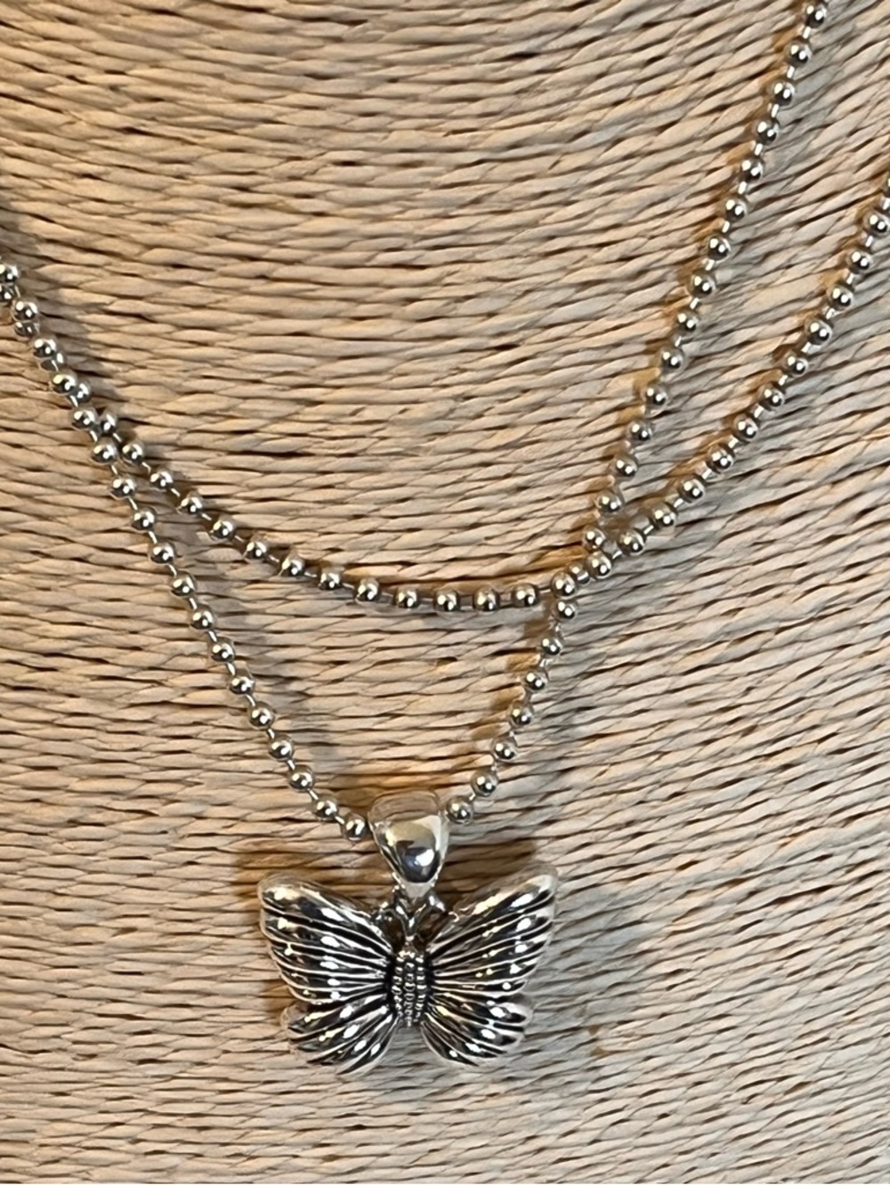LAGOS PRE-LOVED AUTHENTIC “RARE WONDERS” STERLING SILVER BUTTERFLY NECKLACE - Picture 15 of 15